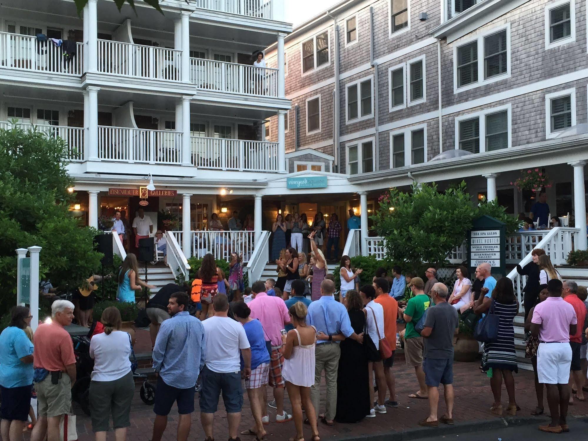 Vineyard Square Hotel And Suites Edgartown Buitenkant foto
